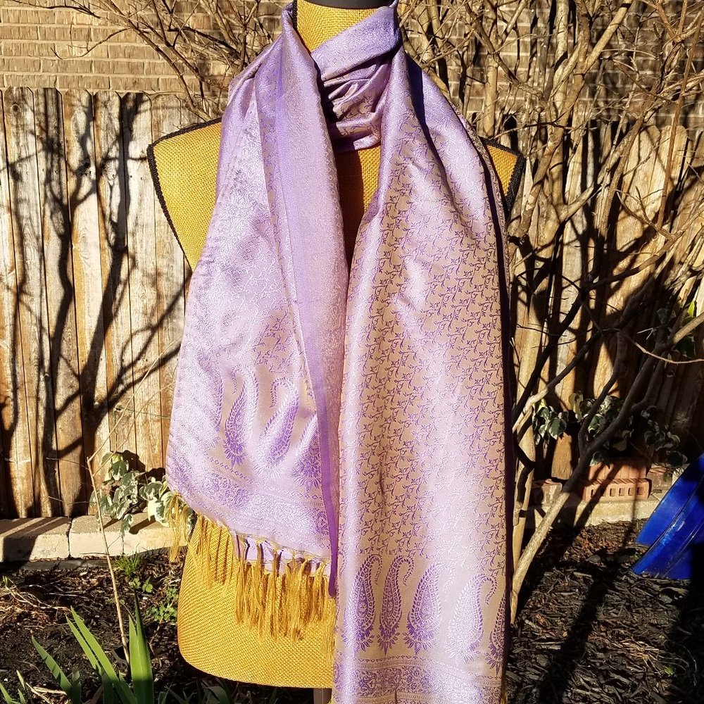 Lavender/Lilac wrap scarf